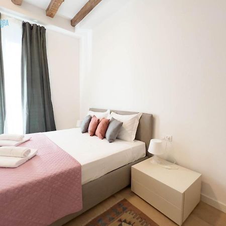 Cavana 5 Tirabora Short Rent Triest Zewnętrze zdjęcie