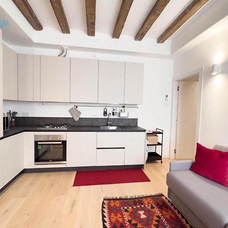 Cavana 5 Tirabora Short Rent Triest Zewnętrze zdjęcie